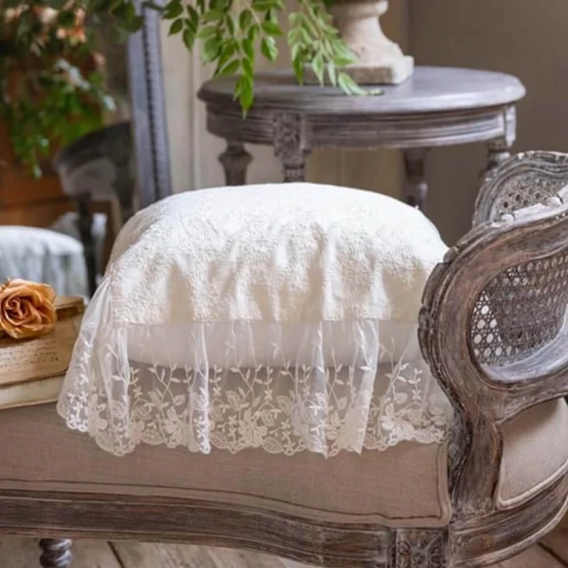 Blanc MariClò - Cushion with Dentelle Ruffles - 40 x 40 cm