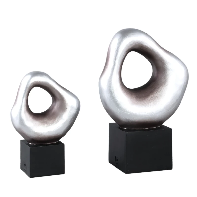 PTMD - Dolcey Sculpture on Base - Metallic Silver