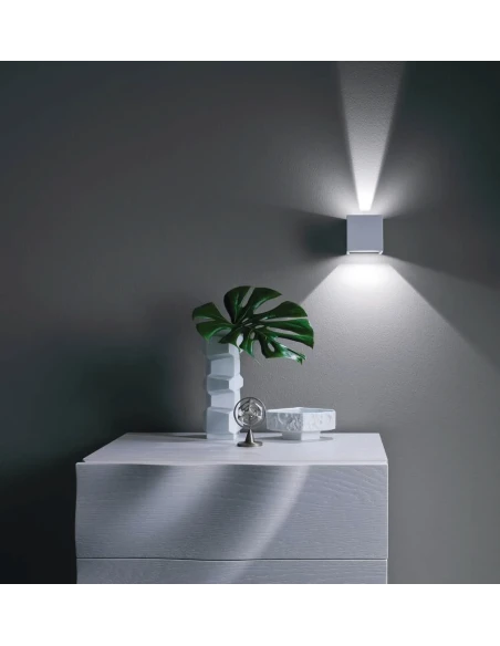 Redo Group - Amplitude Wall Lamp - White