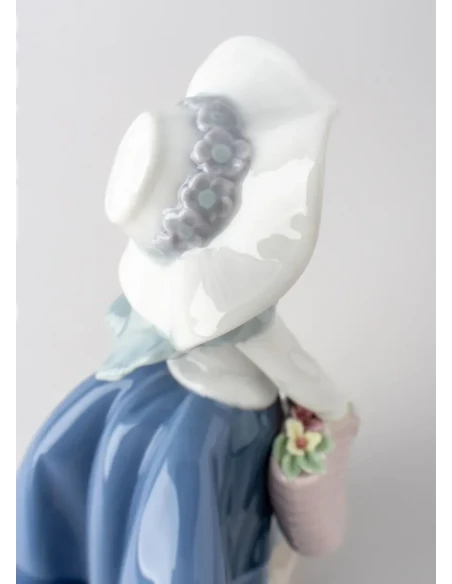 Lladró - Girl with Bag Sculpture - Porcelain