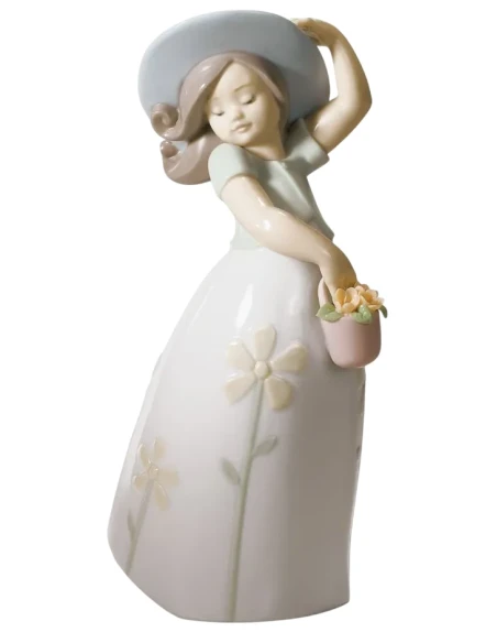 Lladró - Little Girl Daisy Sculpture - Porcelain