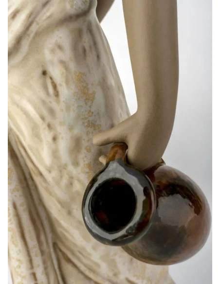 Lladró - Water Tank Sculpture - Porcelain Stoneware
