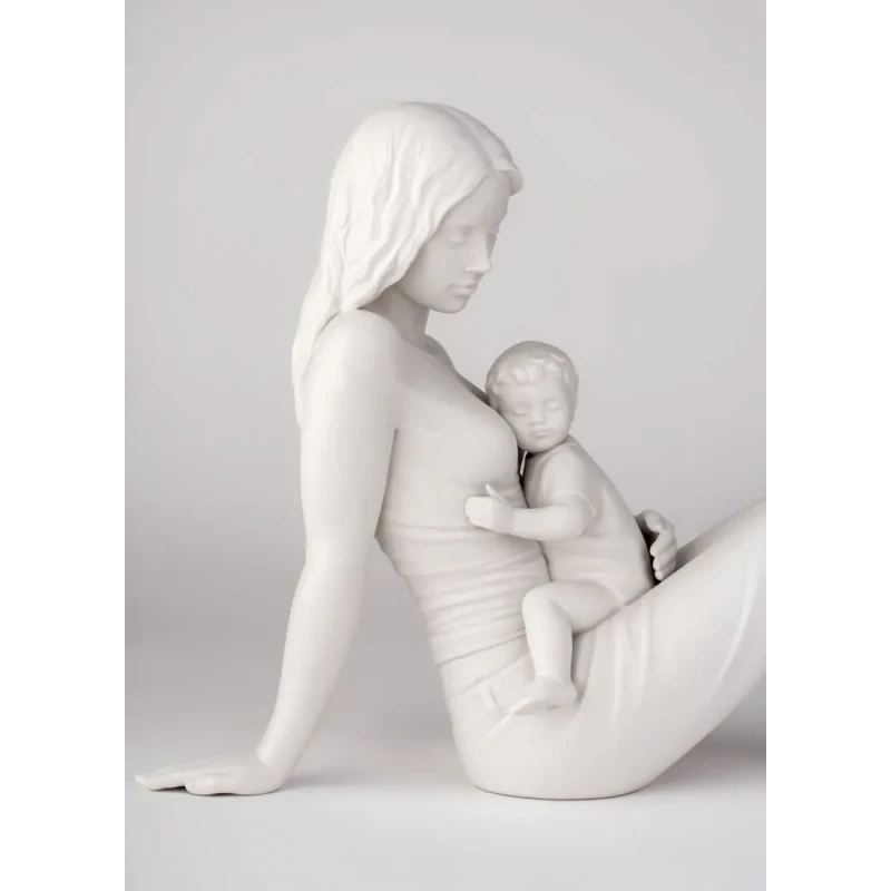 Lladró - Sculpture A Mother's Love - Matt White