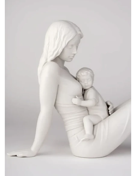 Lladró - Sculpture A Mother's Love - Matt White