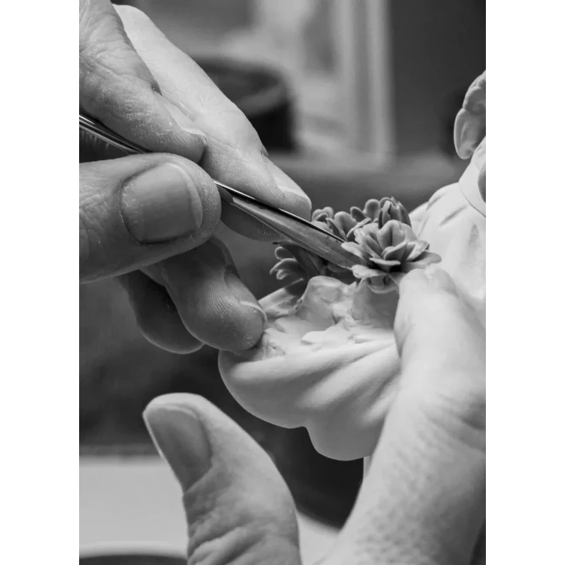 Lladró - Spring Sculpture - Porcelain