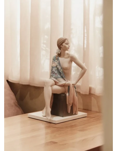 Lladró - Scultura Nudo con Scialle - Porcellana