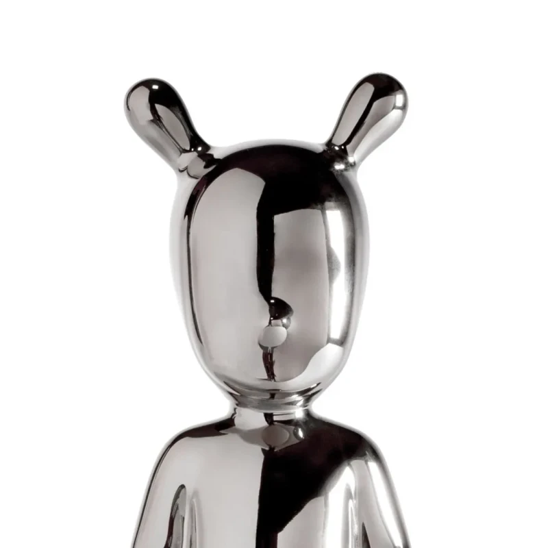 Lladró - The Silver Guest Sculpture - Silver / White