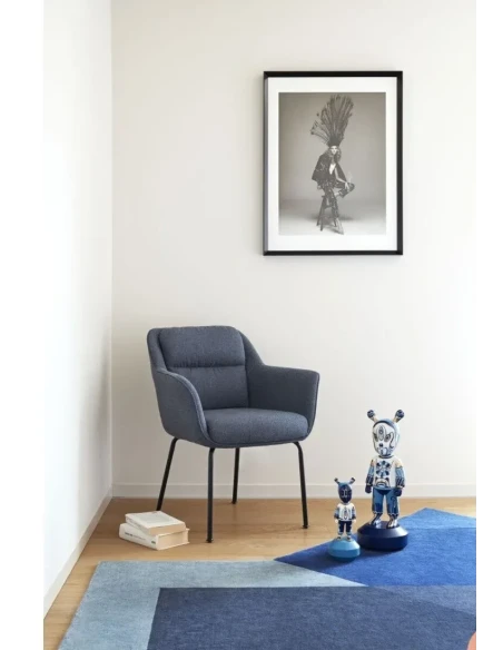 Lladró - Sculpture The Guest by Kzeng Jiang - Blue