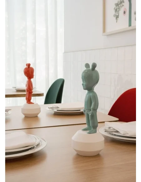 Lladró - Scultura The Red Guest - Rosso / Bianco