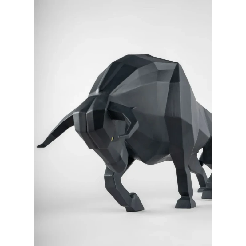 Lladró - Bull Sculpture - Matte Black