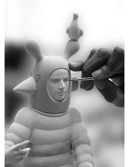 Lladró - The Lover III sculpture. By Jaime Hayon