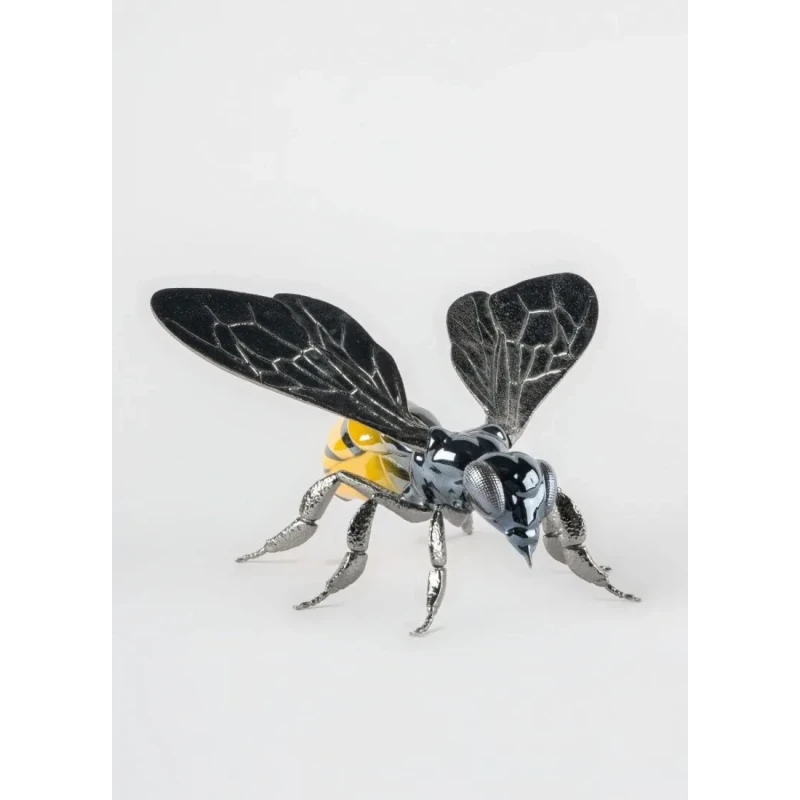 Lladró - Bee Sculpture - Porcelain