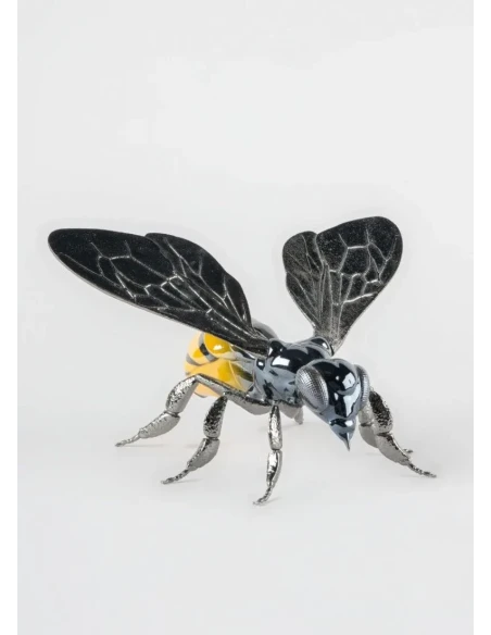 Lladró - Bee Sculpture - Porcelain