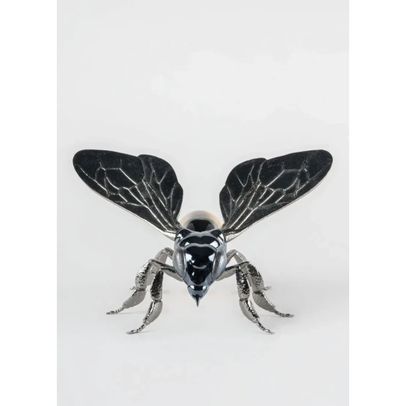 Lladró - Bee Sculpture - Porcelain
