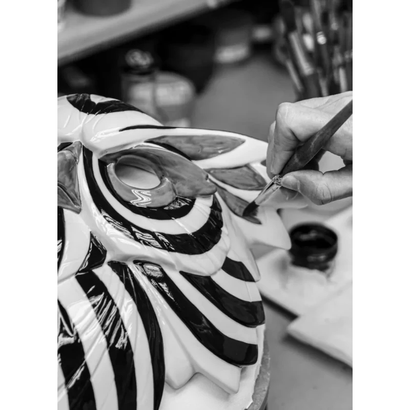 Lladró - Tiger Mask Sculpture - Black Gold