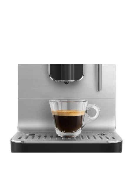 Smeg - Automatic Coffee Machine with Steam Wand - Black