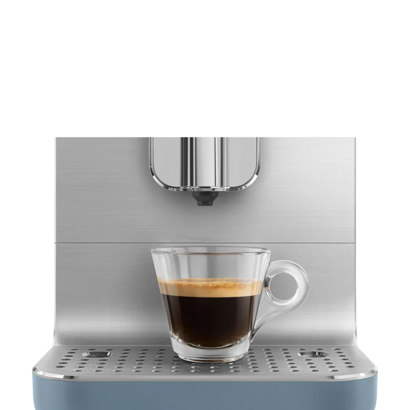 Smeg - Macchina da Caffè Automatica con Sistema Latte - Storm Blue