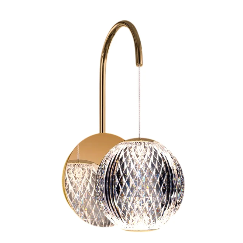 Illuminati - Diamond Wall Lamp - Gold