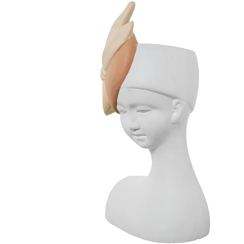 Camacho - Scultura in Ceramica Ragazza con Nastro - Bianco / Crema