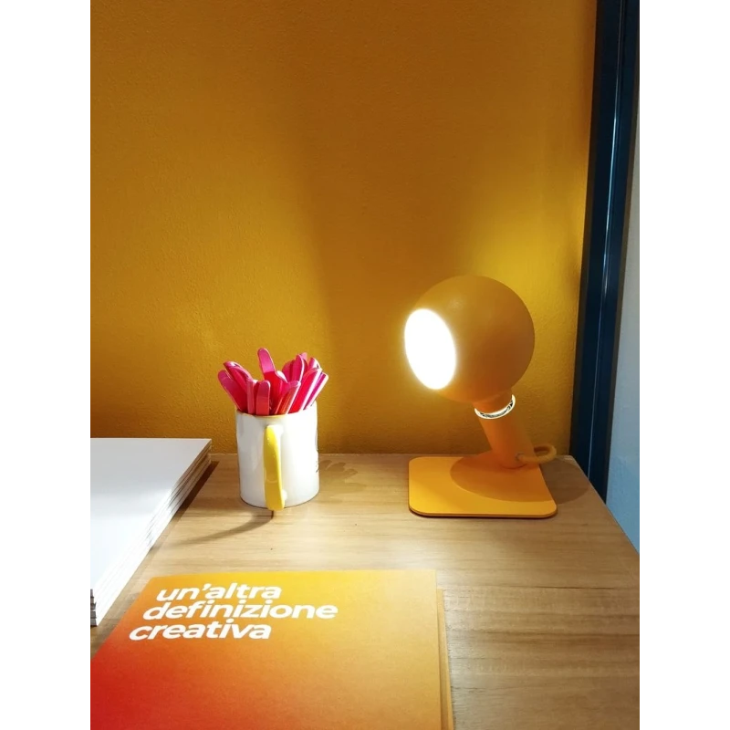 Filotto - Lampada da Tavolo / Comodino Magnetica Iride Camo - Giallo