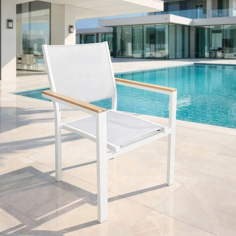Camacho - Sedia per Esterni Vargas con Inserti in Legno  - Alluminio Bianco / Tessuto Grigio
