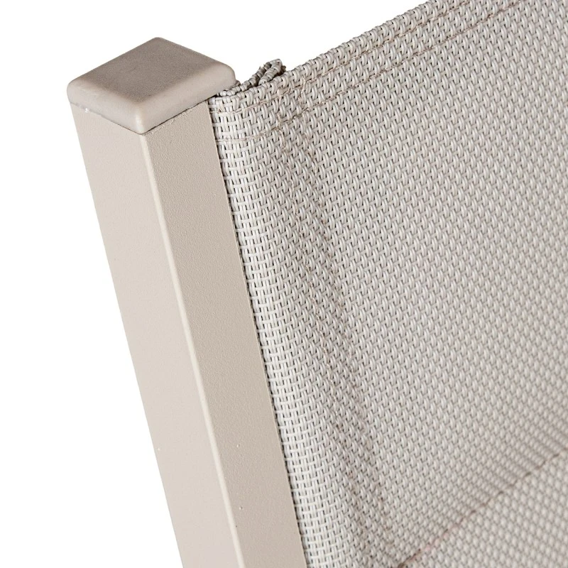 Camacho - Sedia Imbottita per Esterni Vargas con Inserti in Legno - Alluminio Crema / Tessuto Crema