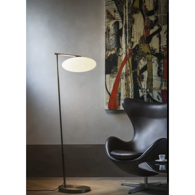 Penta - Mamì Floor Lamp - Matte Black / Acid-Etched White
