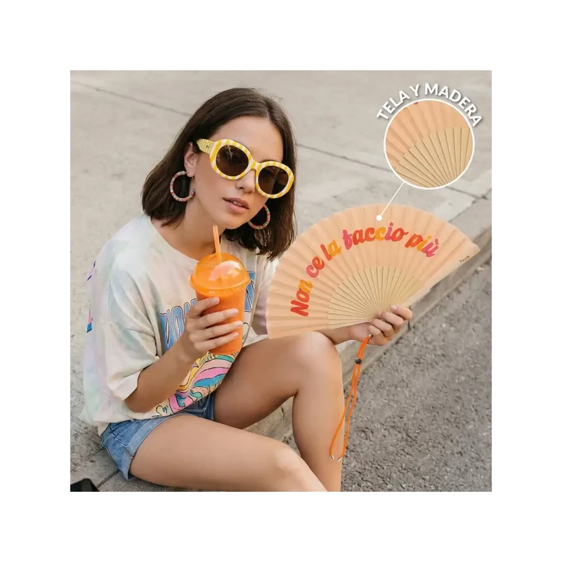 Fisura - "I Can't Take It Anymore" Hand Fan