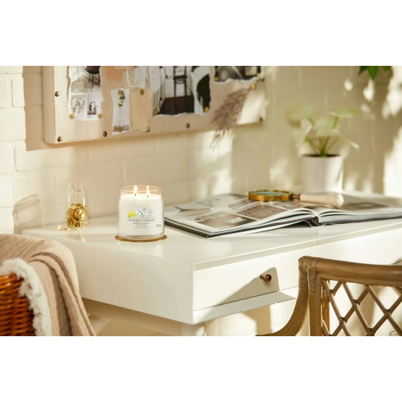 Yankee Candle - Midnight Jasmine Candela in Giara Media