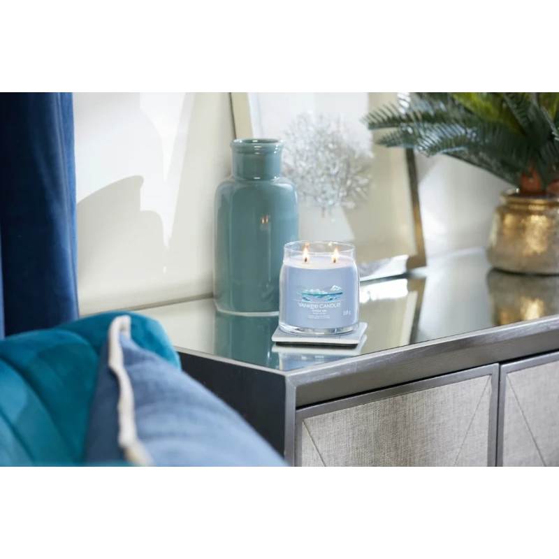 Yankee Candle - Ocean Air Medium Jar Candle