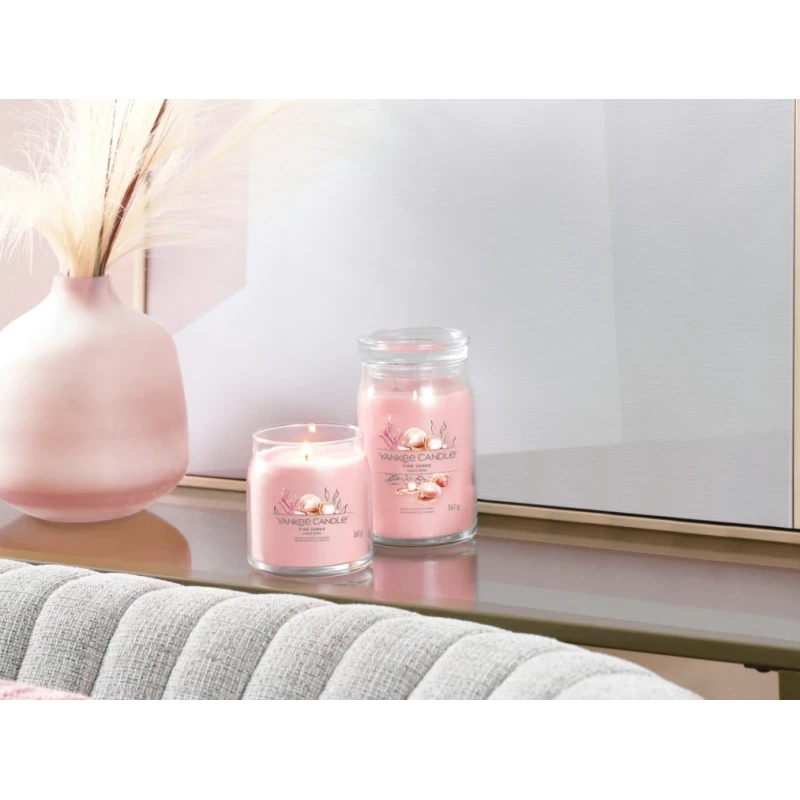 Yankee Candle - Pink Sands - Candela in Giara Media