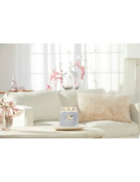 Yankee Candle - Smoked Vanilla & Cashmere Candela in Giara Media