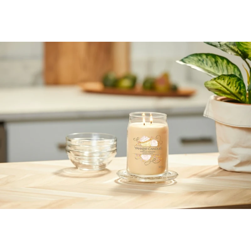 Yankee Candle - Vanilla Cupcake - Large Jar Candle