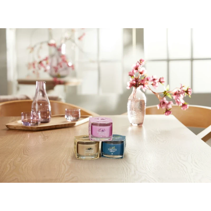 Yankee Candle - Wild Orchid - Glass Votive Candle