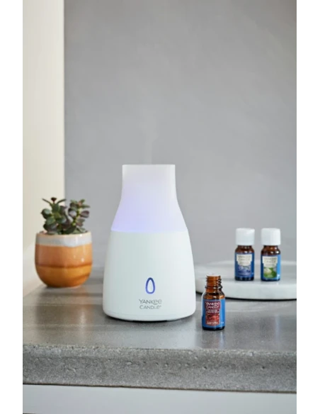 Yankee Candle - Ultrasonic Diffuser Starter Kit - Black Cherry