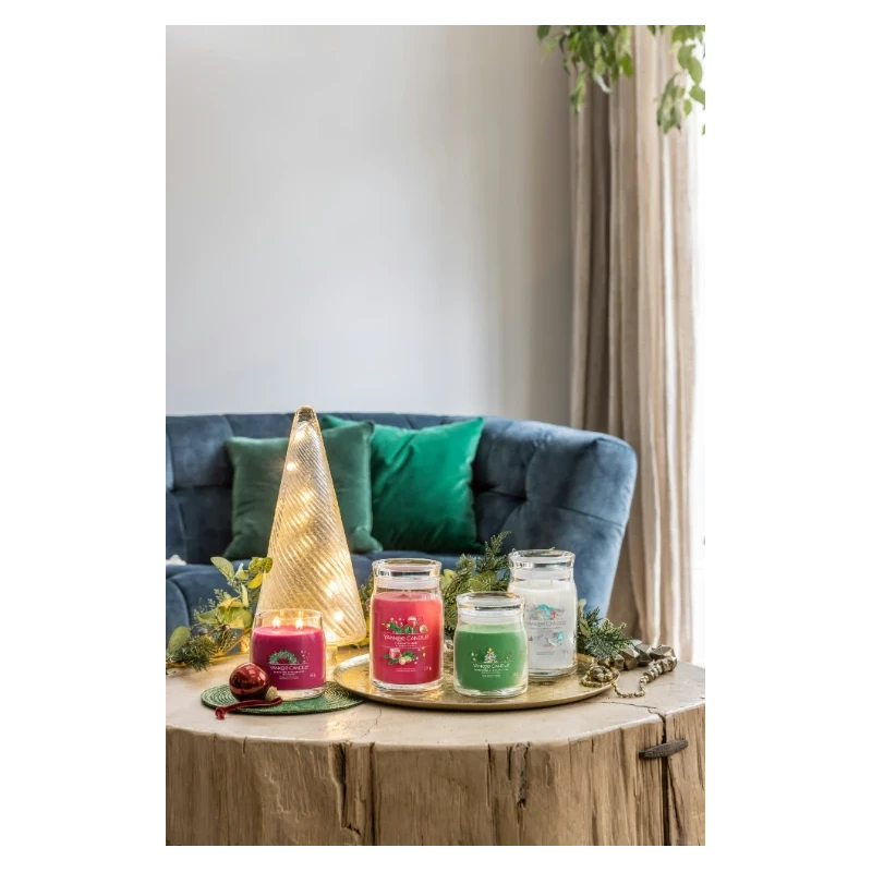 Yankee Candle - Sparkling Winterberry - Candela in Giara Media