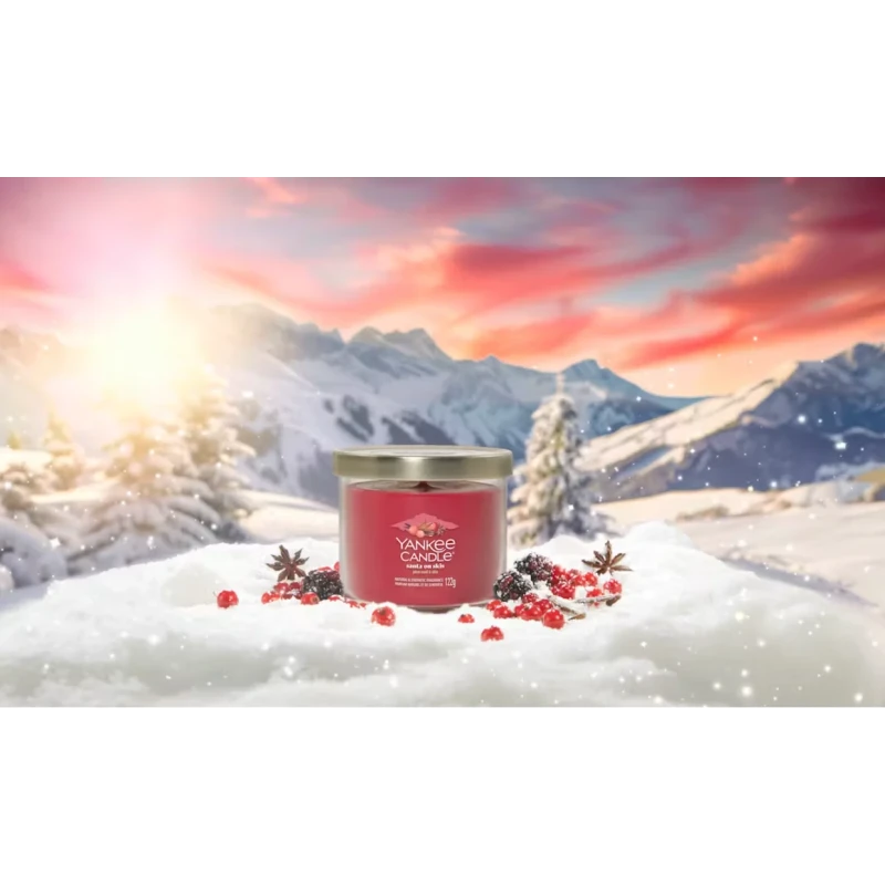 Yankee Candle - Santa on Skis - Candela Tumbler Piccola