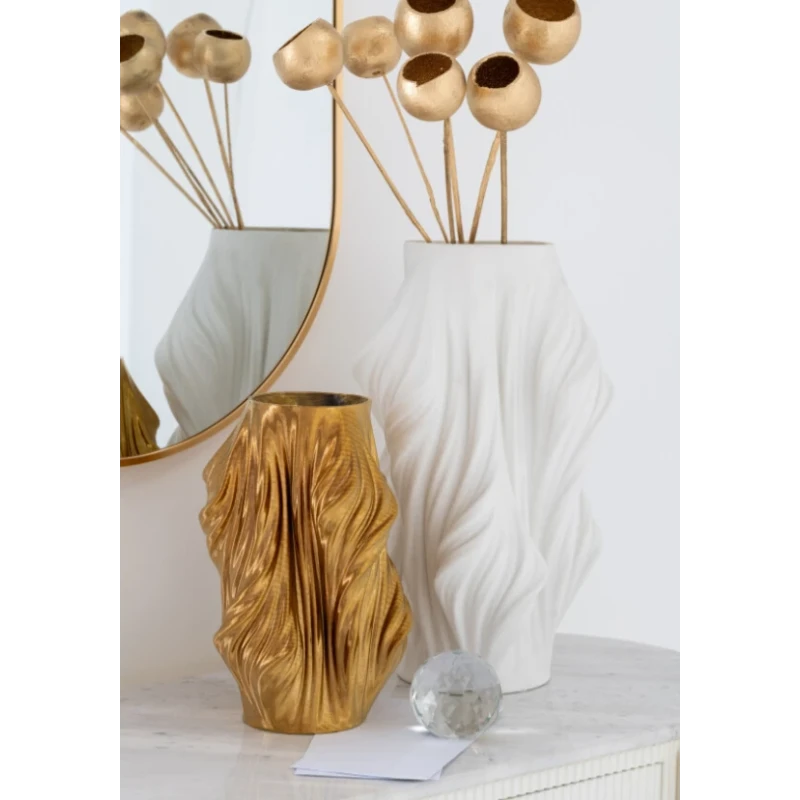 J-Line - Irregular 3D Design Vase - Gold