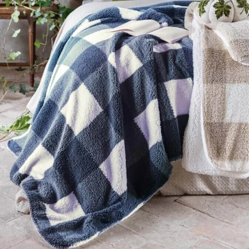 Blanc MariClò - Plaid Sherpa Quadrati Blu - 140 x 170 cm