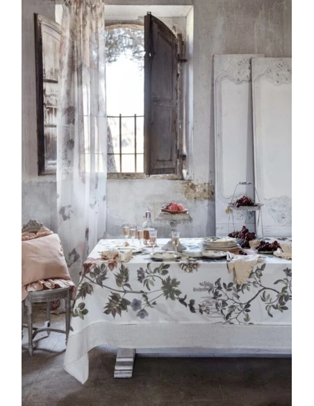 Blanc MariClò - Secret Garden Collection Tablecloth - 178 x 268 cm