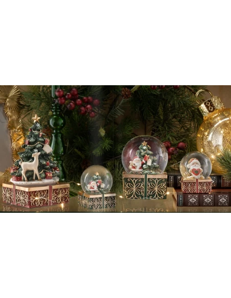 Henriette - Santa Claus with Heart Globe Decoration - Red